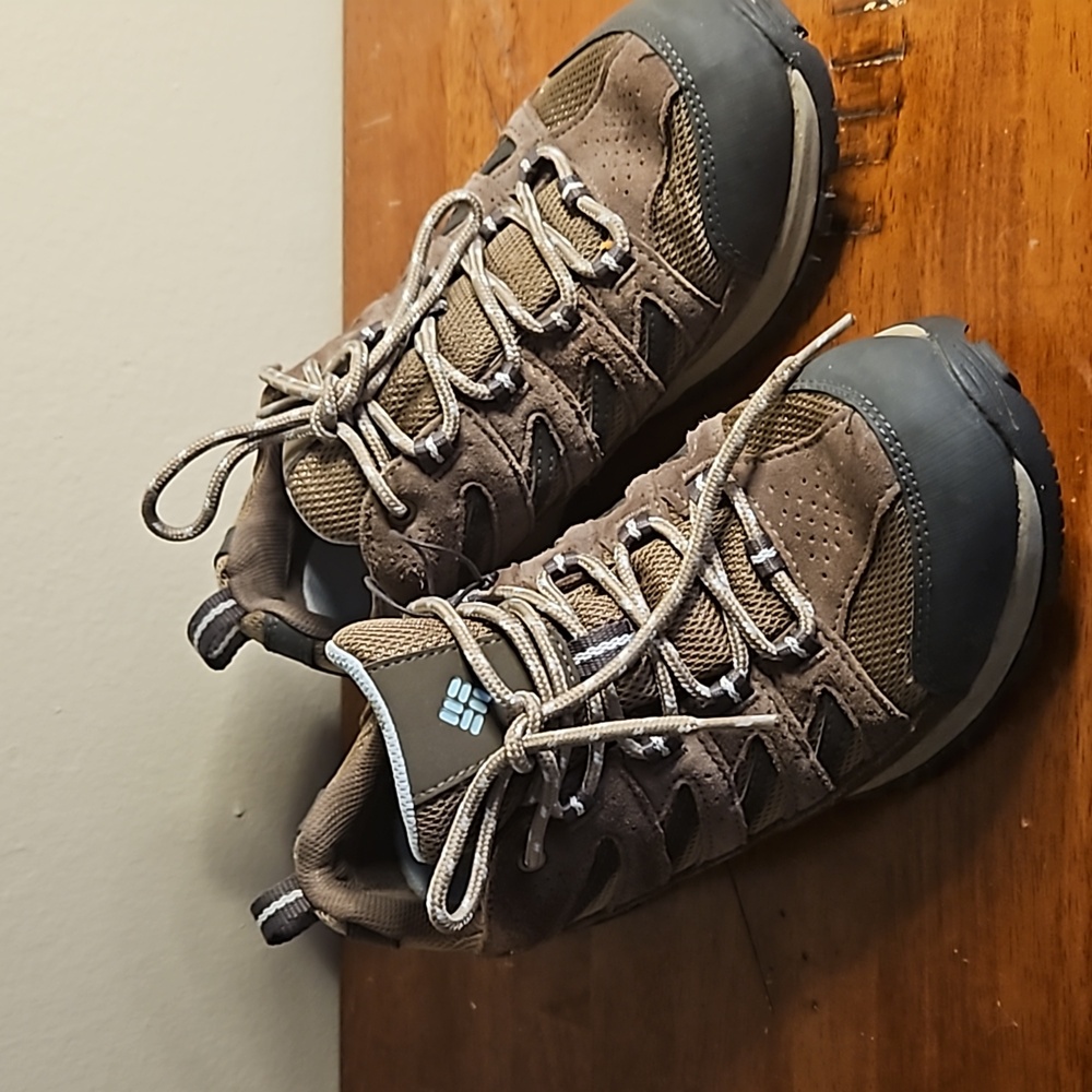 Hiking shoes